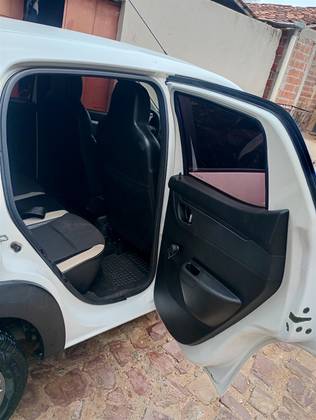 RENAULT KWID 1.0 12V SCE FLEX LIFE MANUAL RENAULT KWID 1.0 12V SCE FLEX LIFE MANUAL